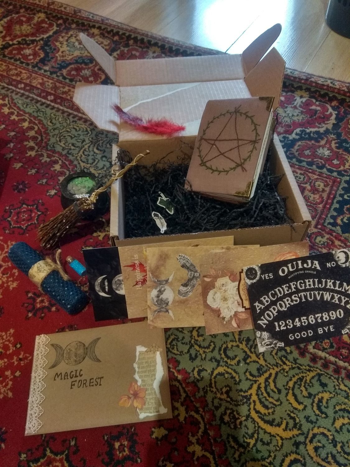 Фото №1 к отзыву покупателя Оксана о товаре WITCH BOX