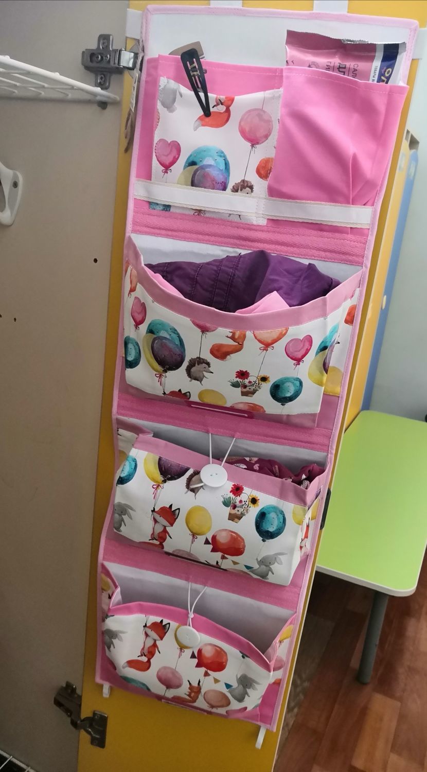 Фото №1 к отзыву покупателя Любовь о товаре Кармашки в детский сад LITE, кармашки для шкафчика