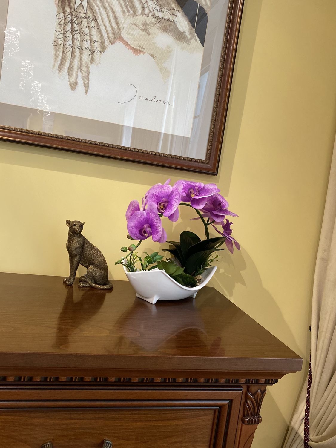 Фото №1 к отзыву покупателя Ябыкова Марина о товаре Искусственная орхидея, интерьерная композиция "Сказка"