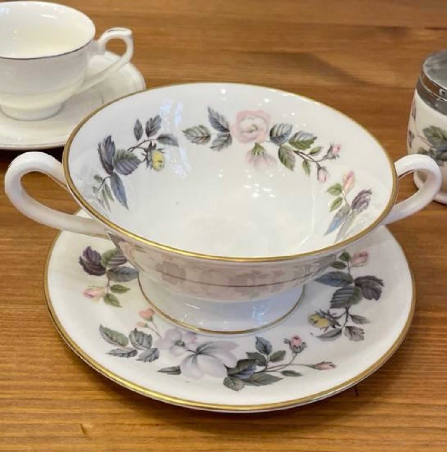 Фото №1 к отзыву покупателя MARHATTER о товаре Винтаж: Бульонная пара от Royal Worcester