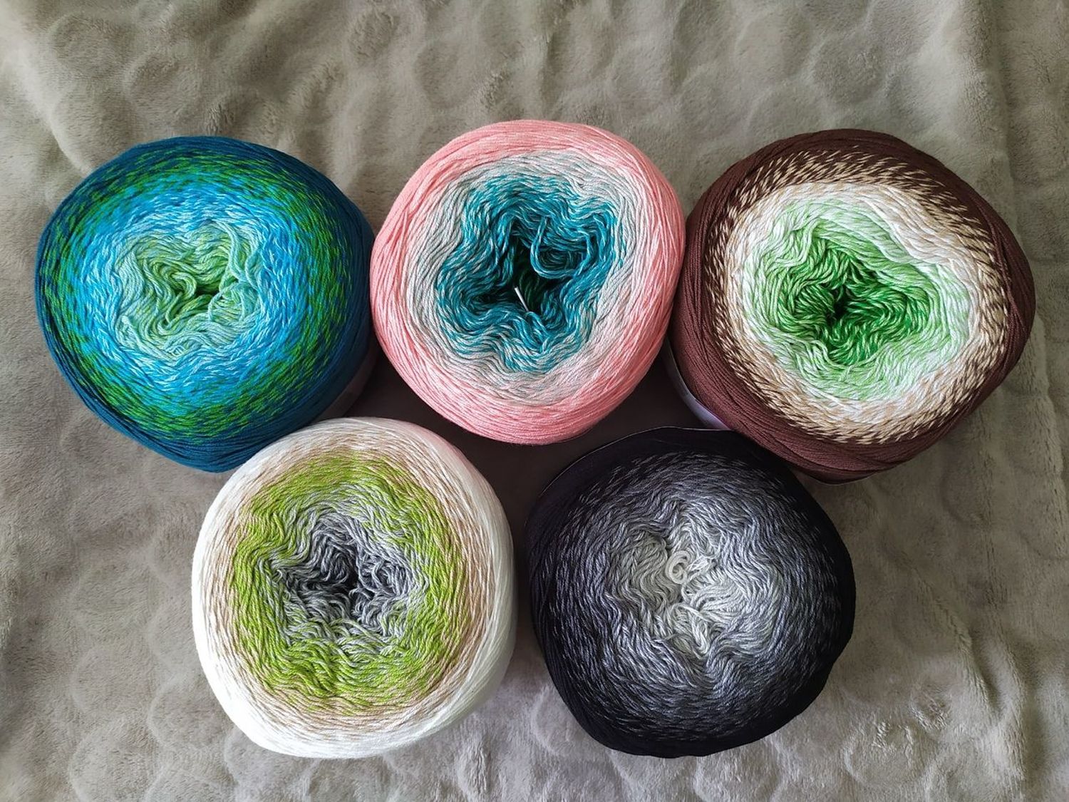 Фото №2 к отзыву покупателя Rina  Mandarina о товаре Yarn Art Flowers 253 и еще 4 товара