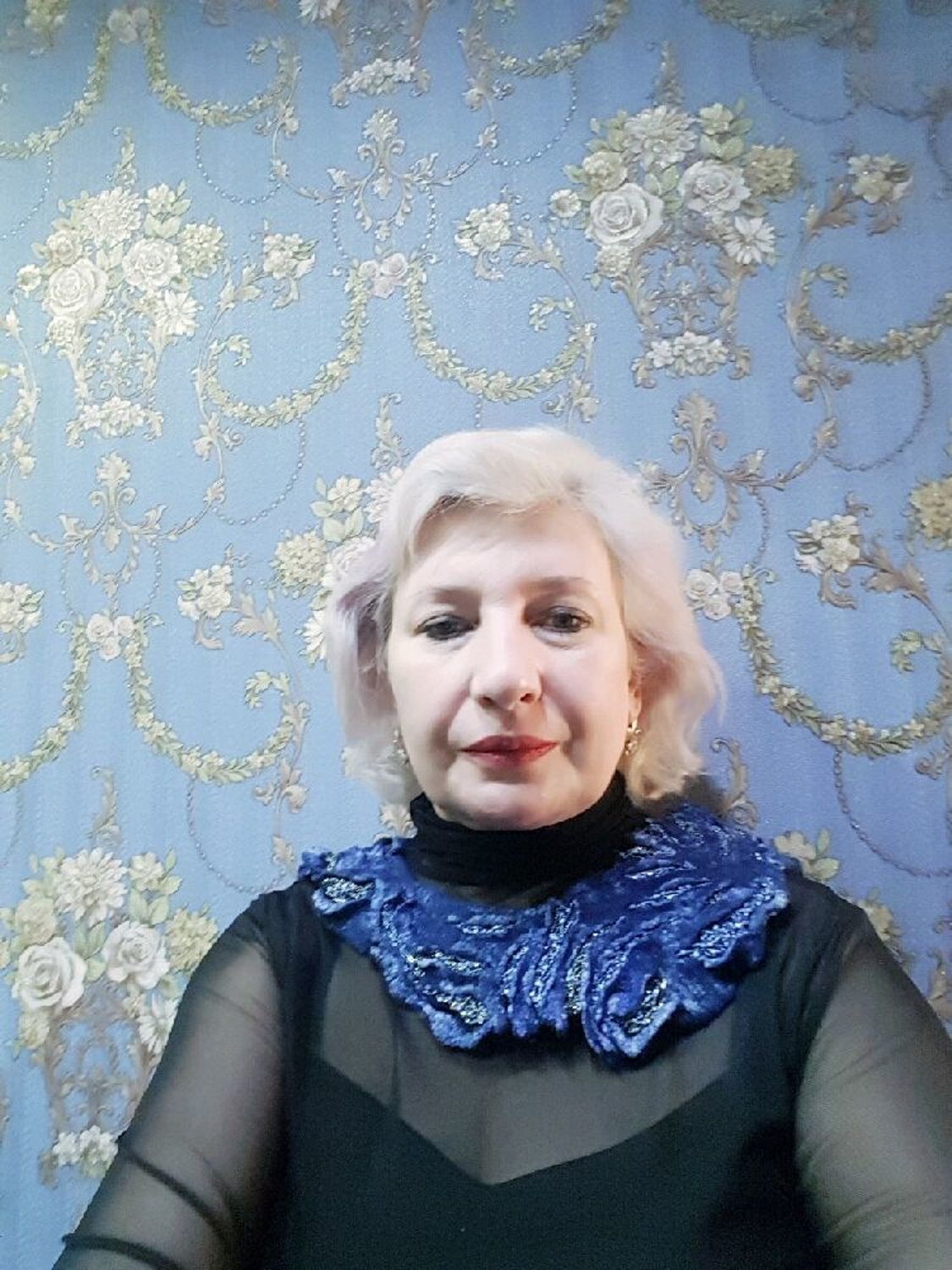 Фото №4 к отзыву покупателя Соколенко Татьяна о товаре ВАЛЯНЫЙ ВОРОТНИЧОК "ЗИМНЯЯ НОЧЬ"