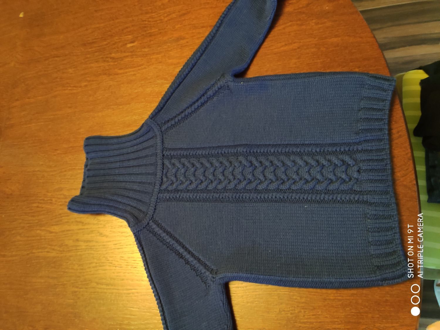 Photo №1 к отзыву покупателя Larisa Kudryavtseva о товаре Детский вязаный свитер с высоким воротом. Меринос 100%