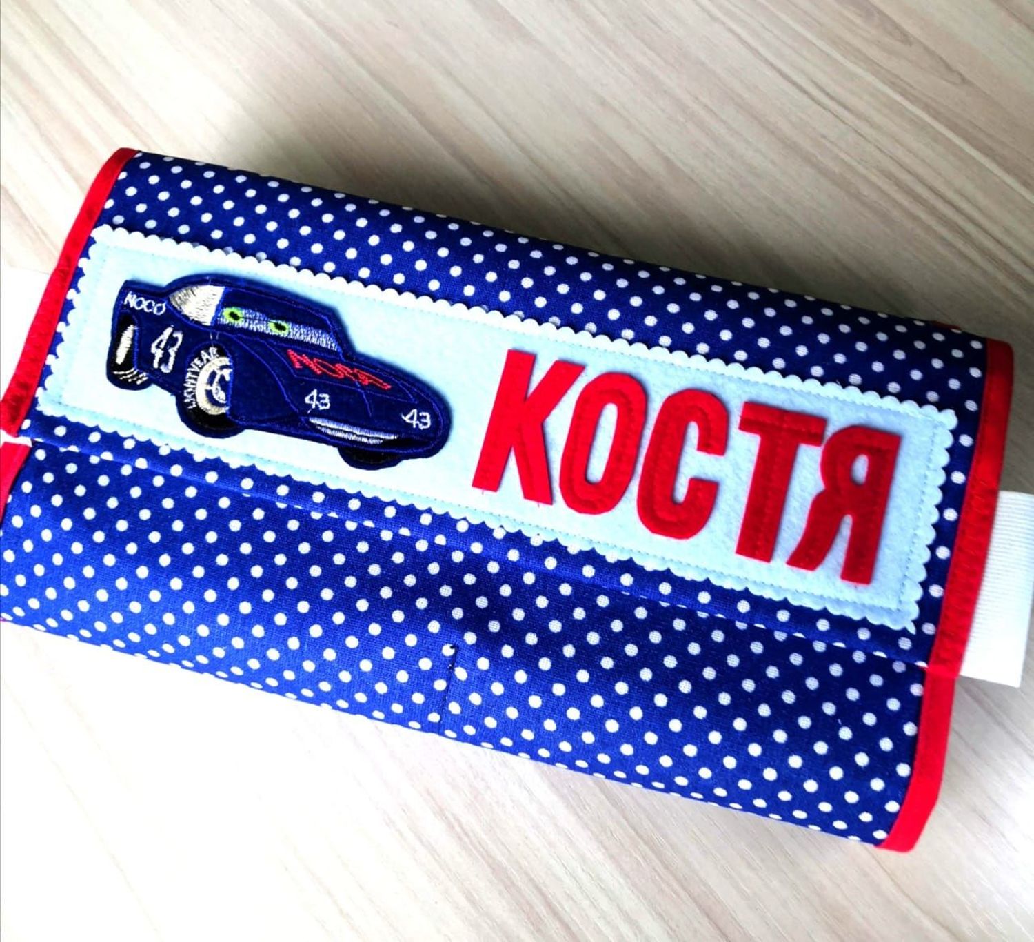 Фото №1 к отзыву покупателя Aнастасия о товаре Кармашки в шкафчик в детский садик