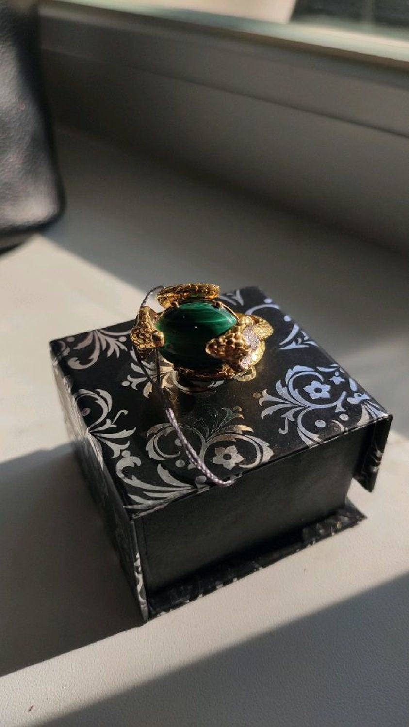 Фото №1 к отзыву покупателя Мира о товаре Серебряное кольцо "Королевская кобра"