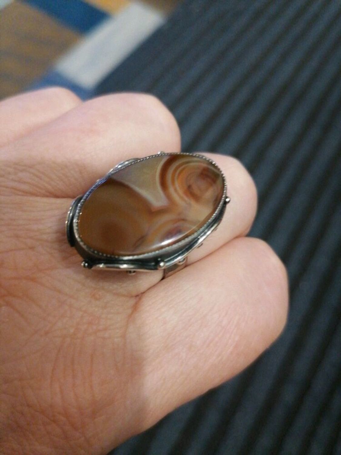 Photo №1 к отзыву покупателя Irina Galimbekova о товаре Крупное серебряное кольцо с сердоликом "Кольца"