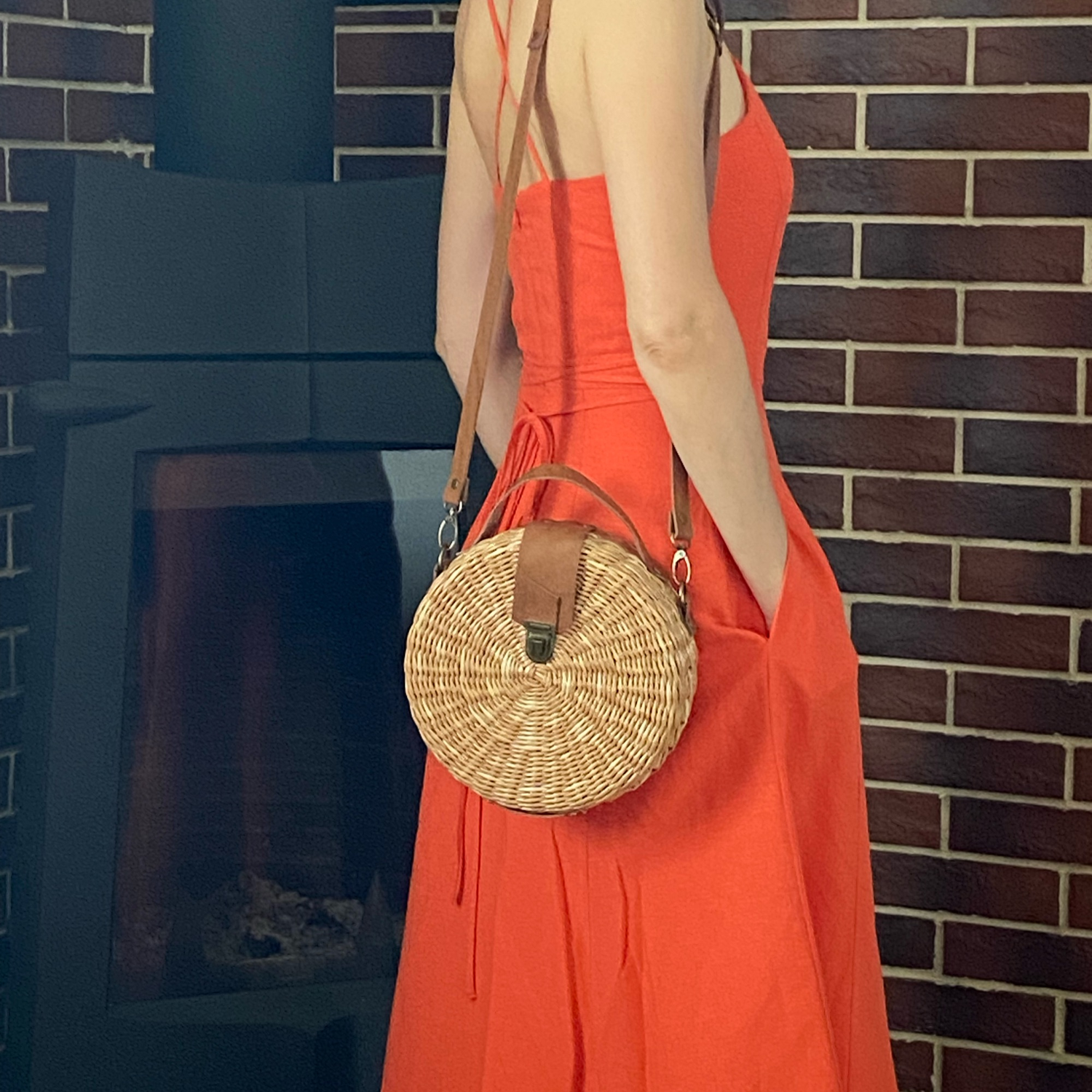 Photo №2 к отзыву покупателя Olga о товаре Классическая сумка: Плетеная круглая сумка