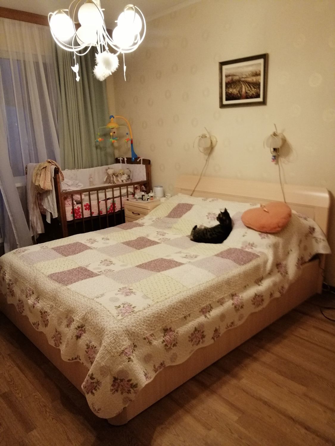 Фото №1 к отзыву покупателя Сиротенко Ольга о товаре Покрывало 230х250см стеганое лоскутное хлопок "АМЕЛИ"