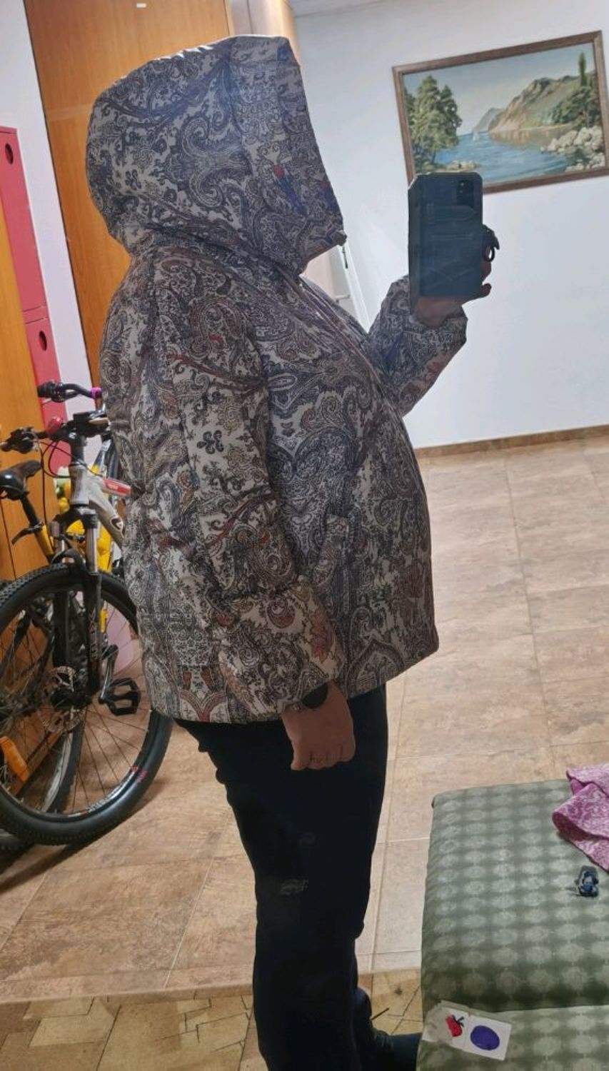 Photo №3 к отзыву покупателя Evgeniya Biryukova о товаре Куртка зимняя "ДУТИК. ЦВЕТЫ"  арт.Lw_25