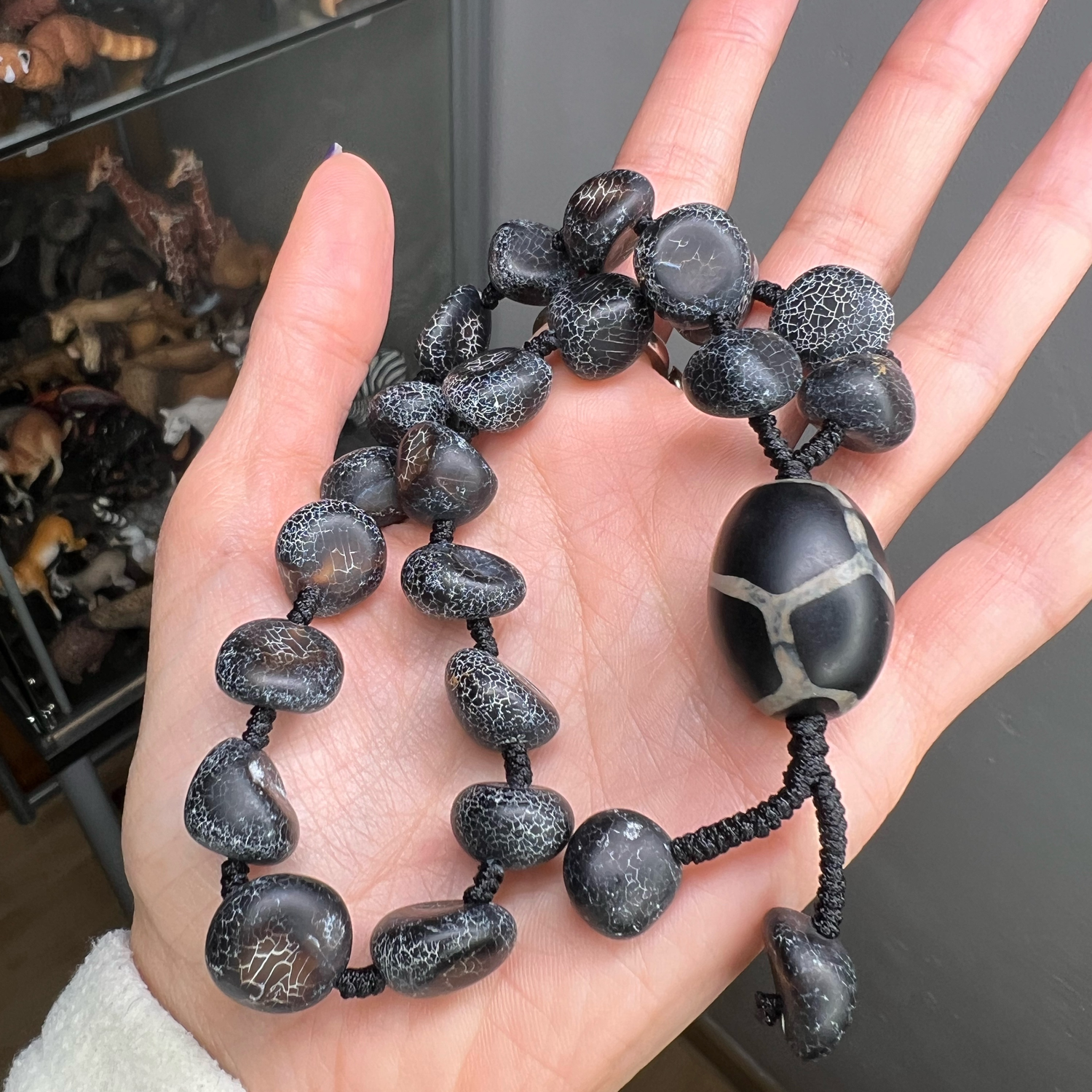Photo №1 к отзыву покупателя Fairy store о товаре Амулет с черным агатом и Дзи Черепаха.