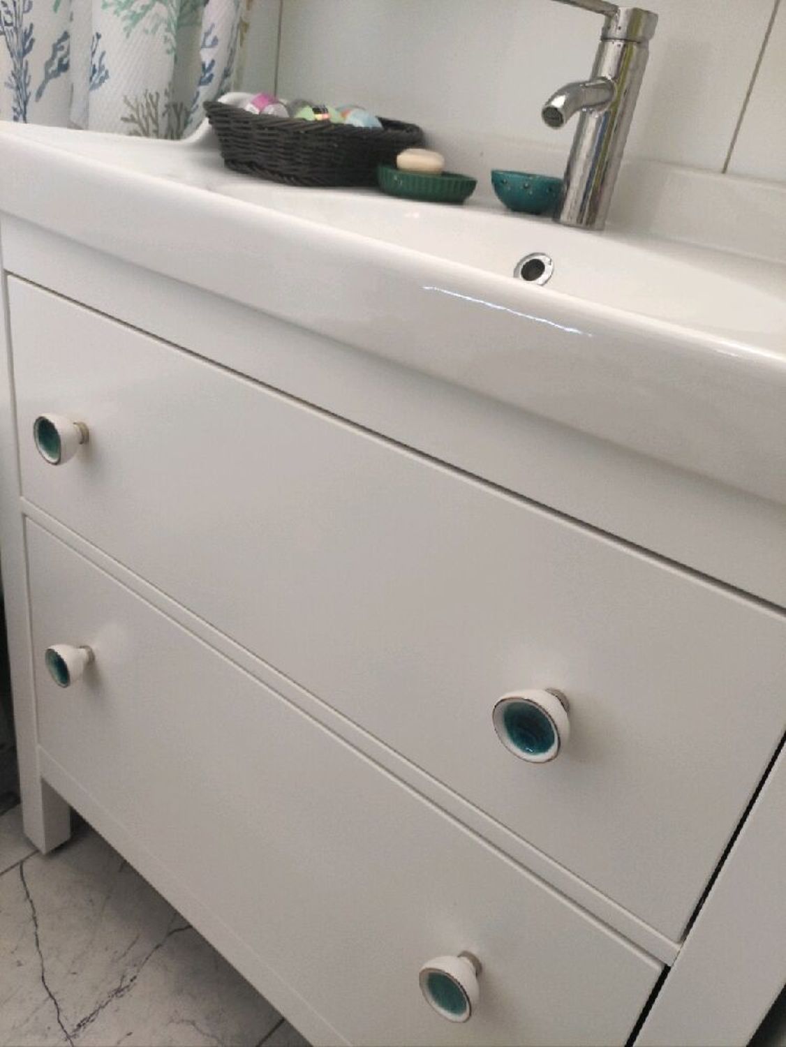 Фото №1 к отзыву покупателя Ольга о товаре Мебельная ручка Sea Green Ceramic Drawer и еще 3 товара