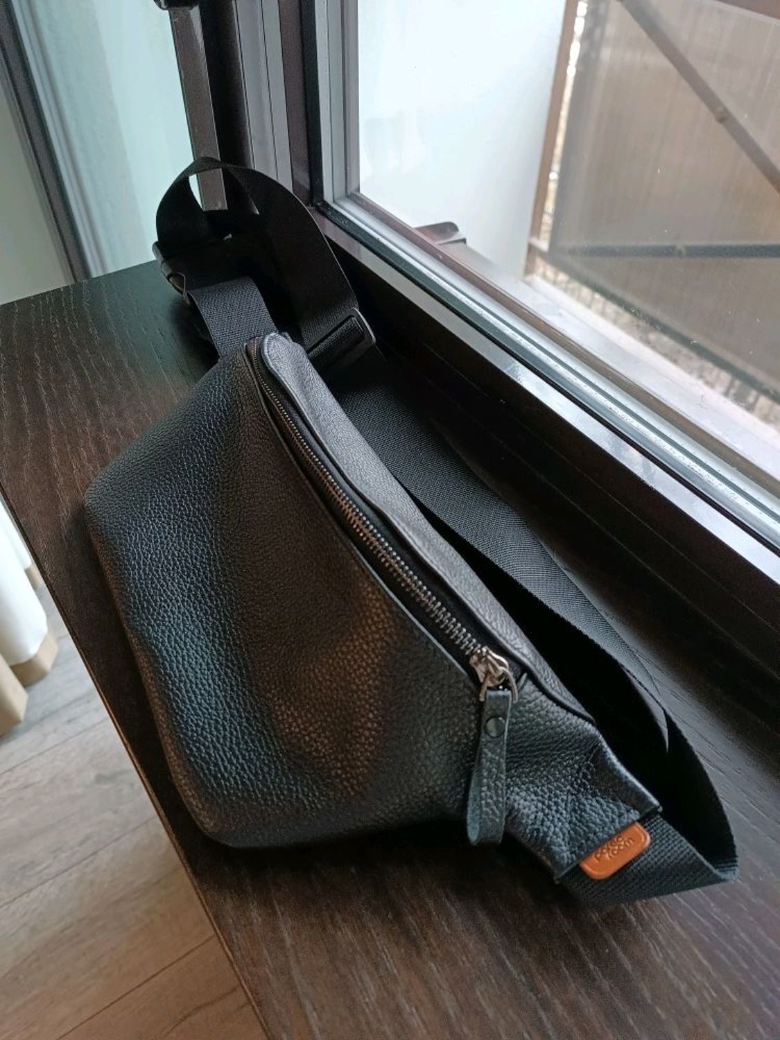 Фото №1 к отзыву покупателя Малеев Иван о товаре Сумка нагрудная / Бананка / Fanny pack Leather