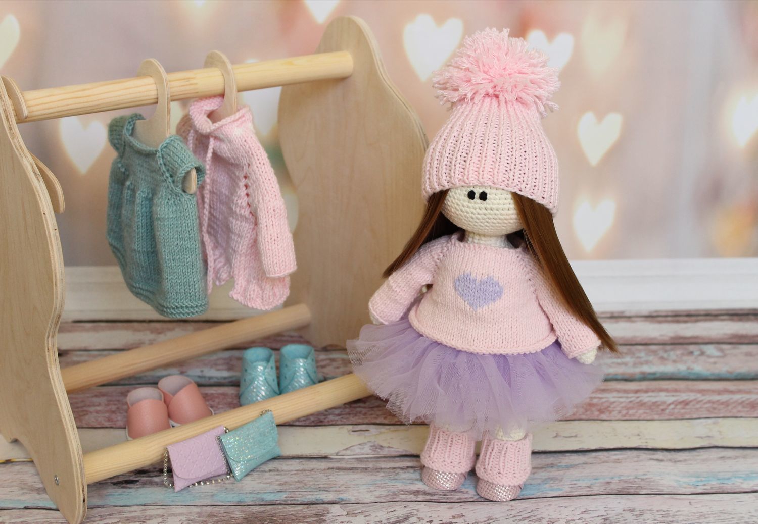 Фото №1 к отзыву покупателя Dolls&me (Евгения) о товаре Вешалка для кукольной одежды. Заготовка для декупажа №128