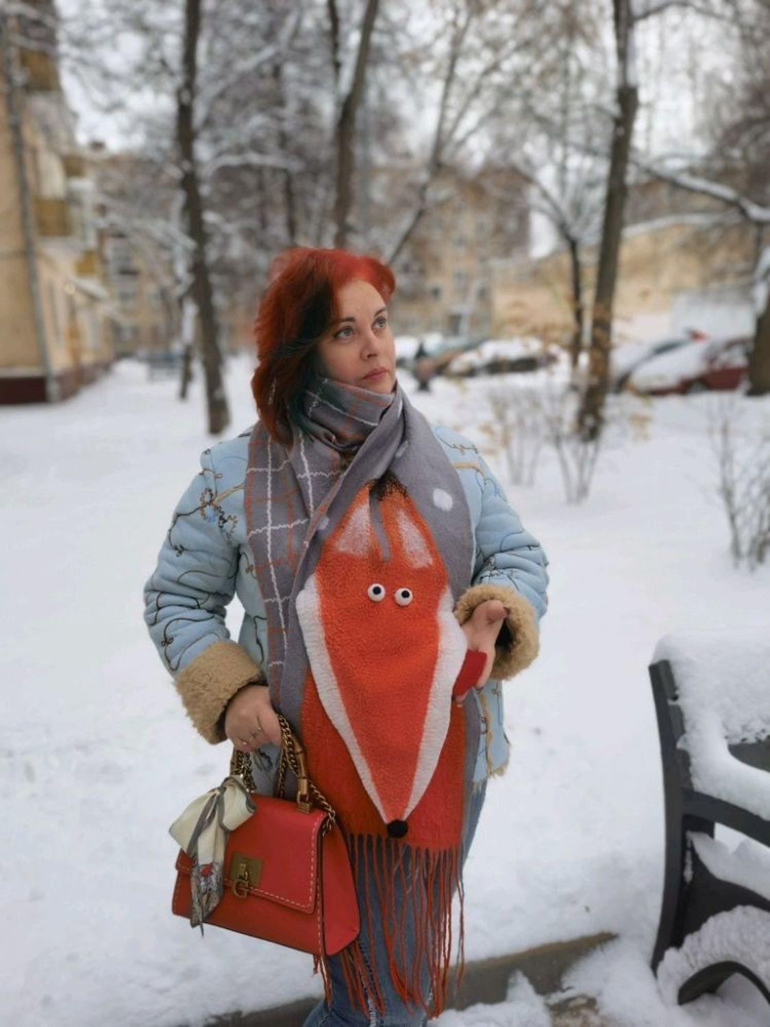 Фото №1 к отзыву покупателя Нина о товаре Шарф валяный с карманом Лиса