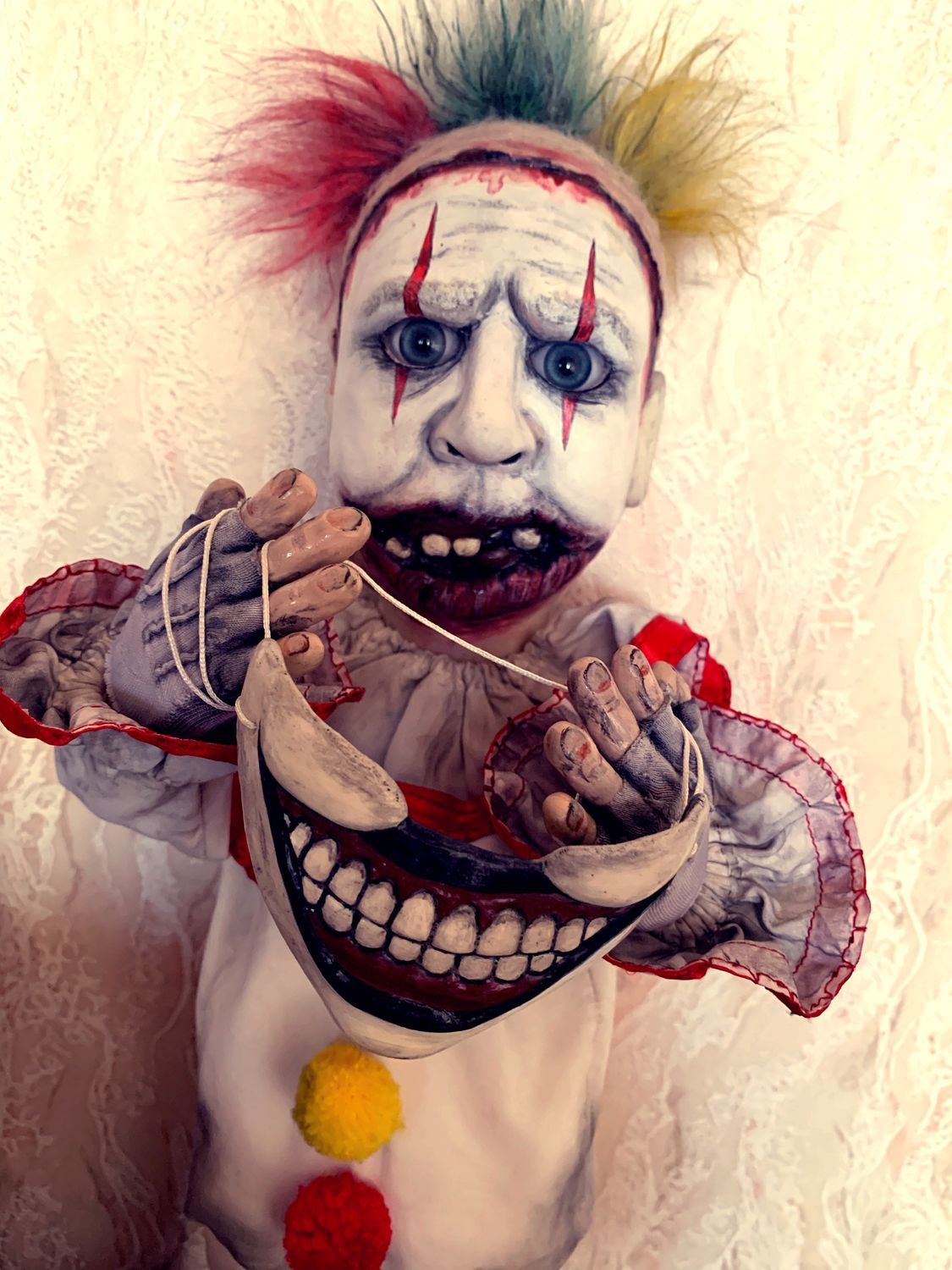 Фото №4 к отзыву покупателя Творческий беспорядок|Krista_Fortune о товаре Twisty from American Horror Story
