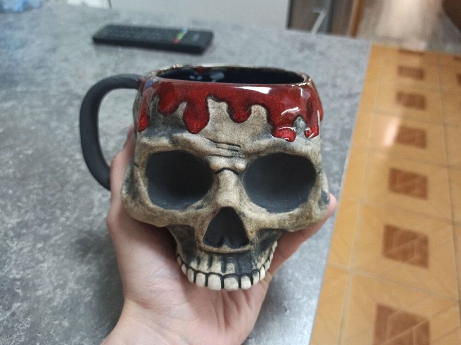 Фото №1 к отзыву покупателя Никита Буданов о товаре Кружка Череп в крови (Bloody Skull) Реалистичная кружка для чая и кофе