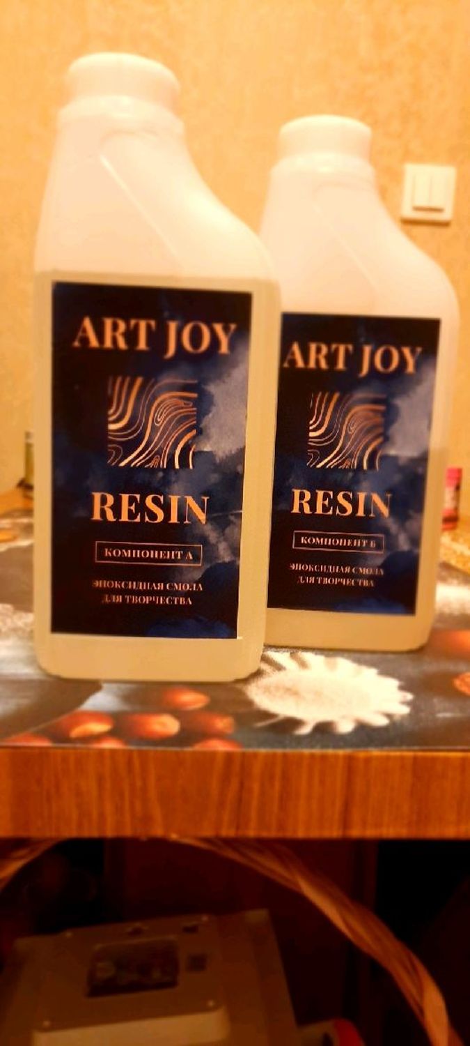 Photo №1 к отзыву покупателя Anna о товаре Эпоксидная смола для рисования ART JOY RESIN