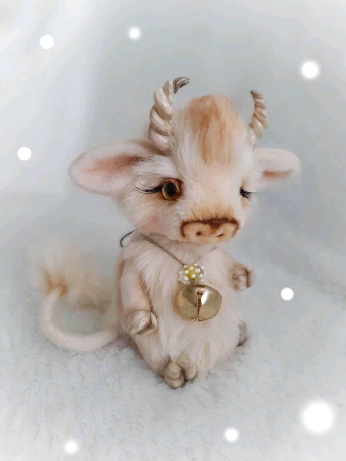 Photo №1 к отзыву покупателя Jewelry and flowers о товаре Мастер-класс «Плюшевый бычок»