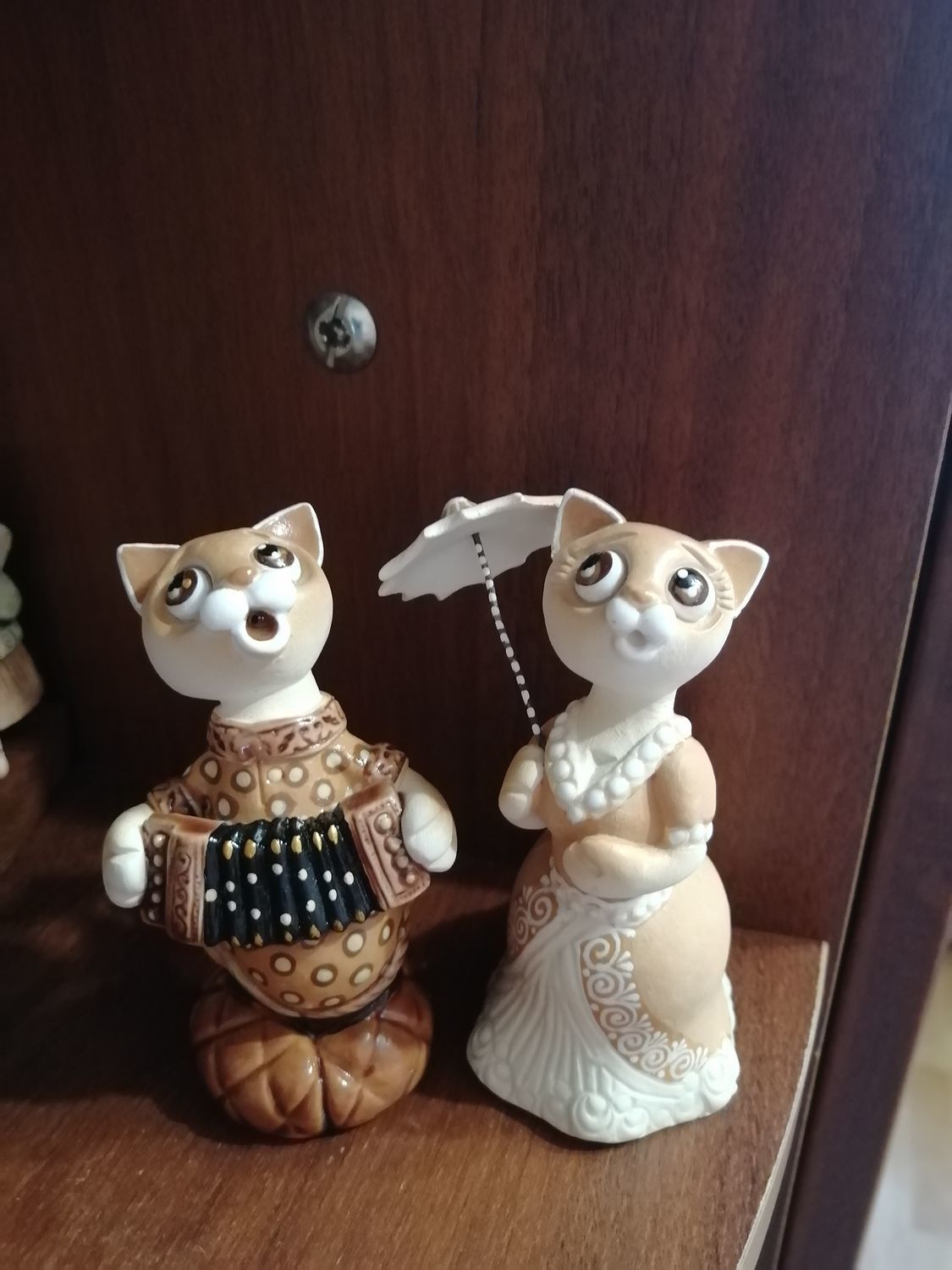 Фото №2 к отзыву покупателя Джульетта о товаре Шкатулки: Коты с корзиной рыбы