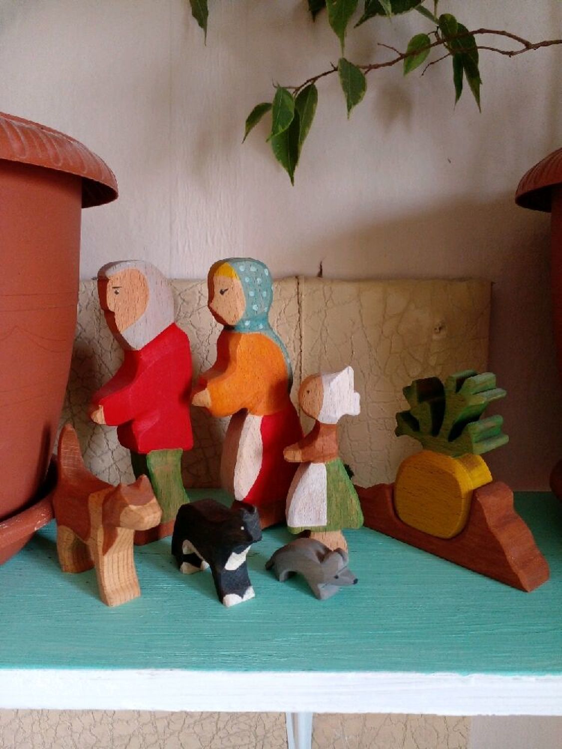 Фото №1 к отзыву покупателя Ольга о товаре Репка - набор для игр. Фигурки из дерева. Развивающие игрушки.