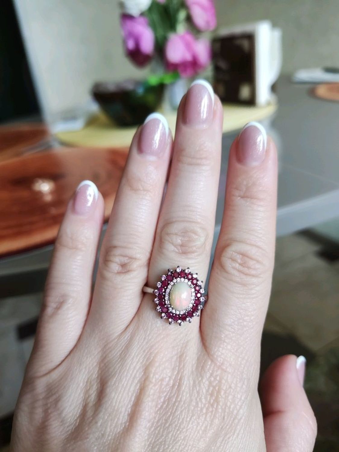 Фото №1 к отзыву покупателя Natalia о товаре Серебряное кольцо с опалом, размер 17