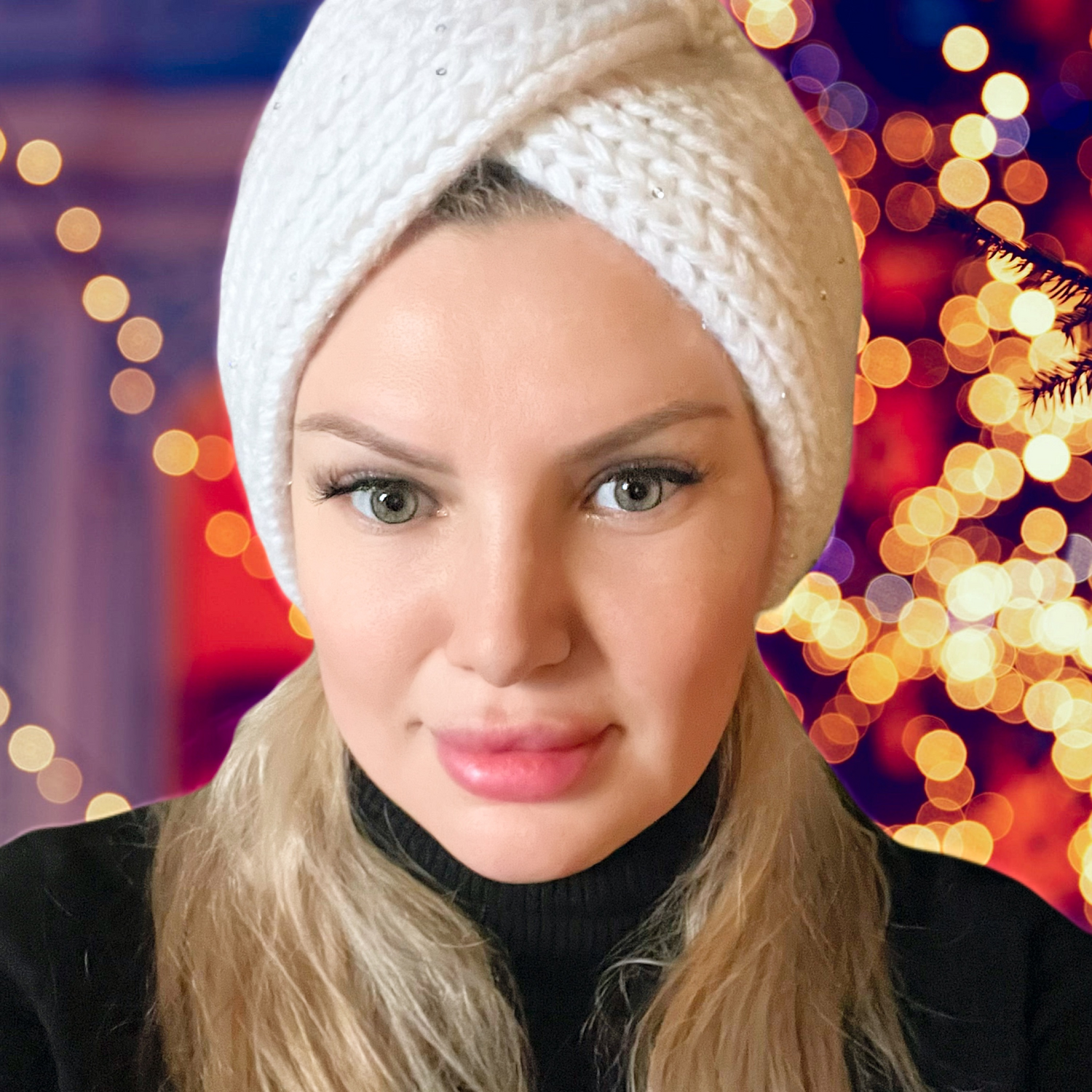 Photo №2 к отзыву покупателя Harchenko Elena о товаре Черная чалма с брошью "Магия" and 1 more item