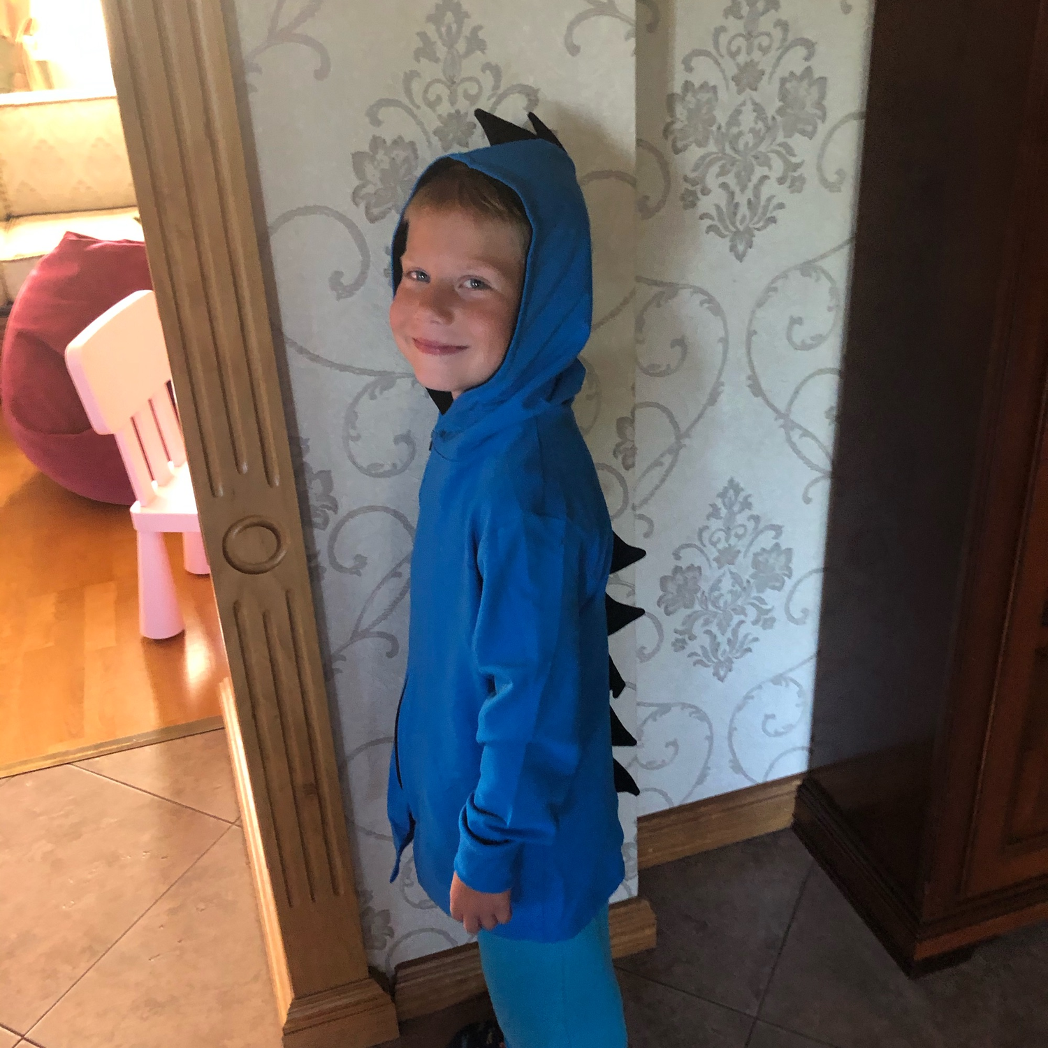 Фото №2 к отзыву покупателя Марина о товаре Кофта-косуха динозавра "Dino" васильковый