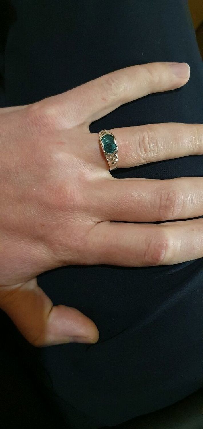 Фото №1 к отзыву покупателя Dmitrij о товаре Изумруд 2,19 Мужское 925 серебряное кольцо с натуральным изумрудом