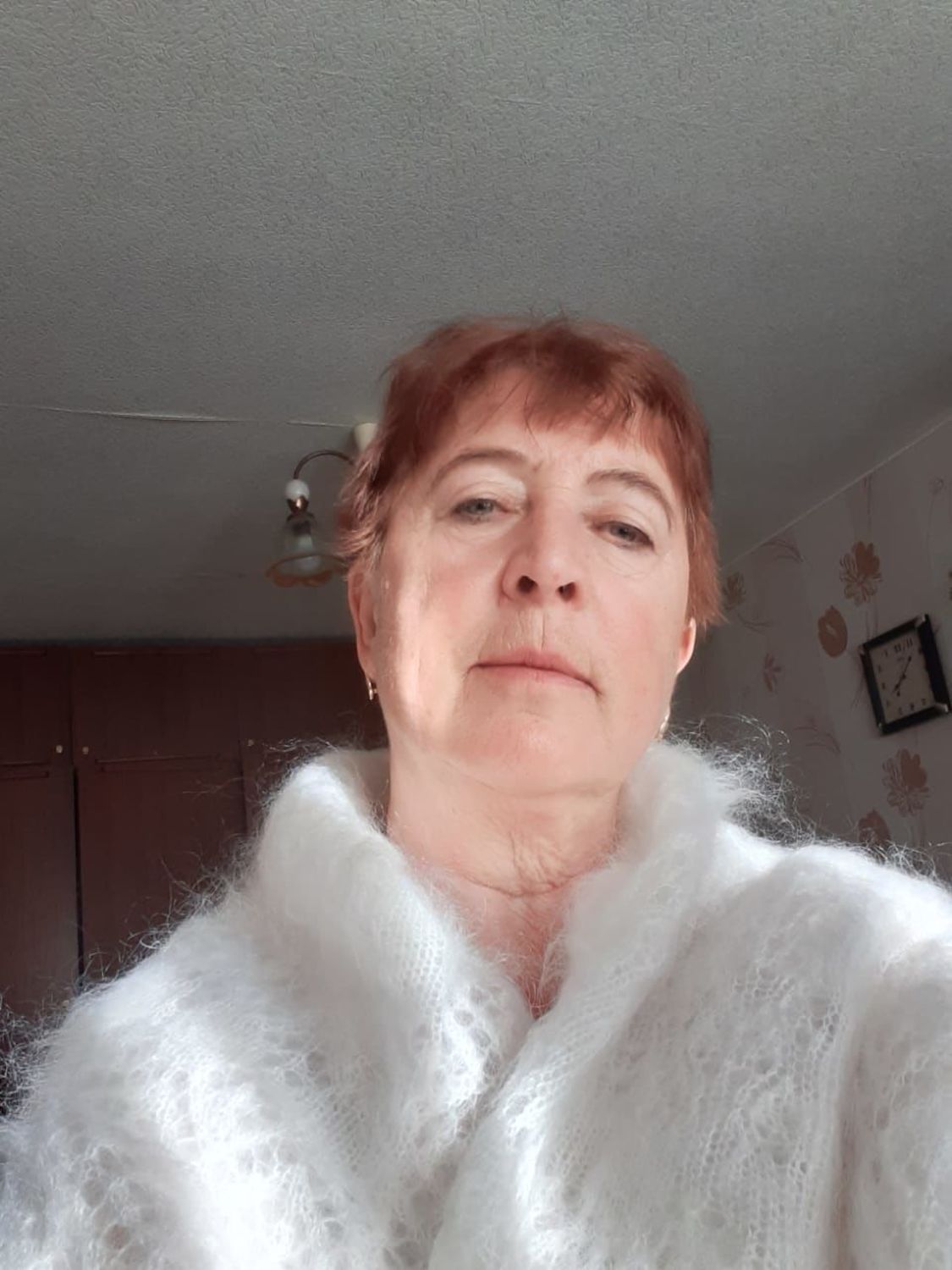 Фото №1 к отзыву покупателя Olga о товаре Платки: Пуховая ажурная шаль " Сюжеты лета "