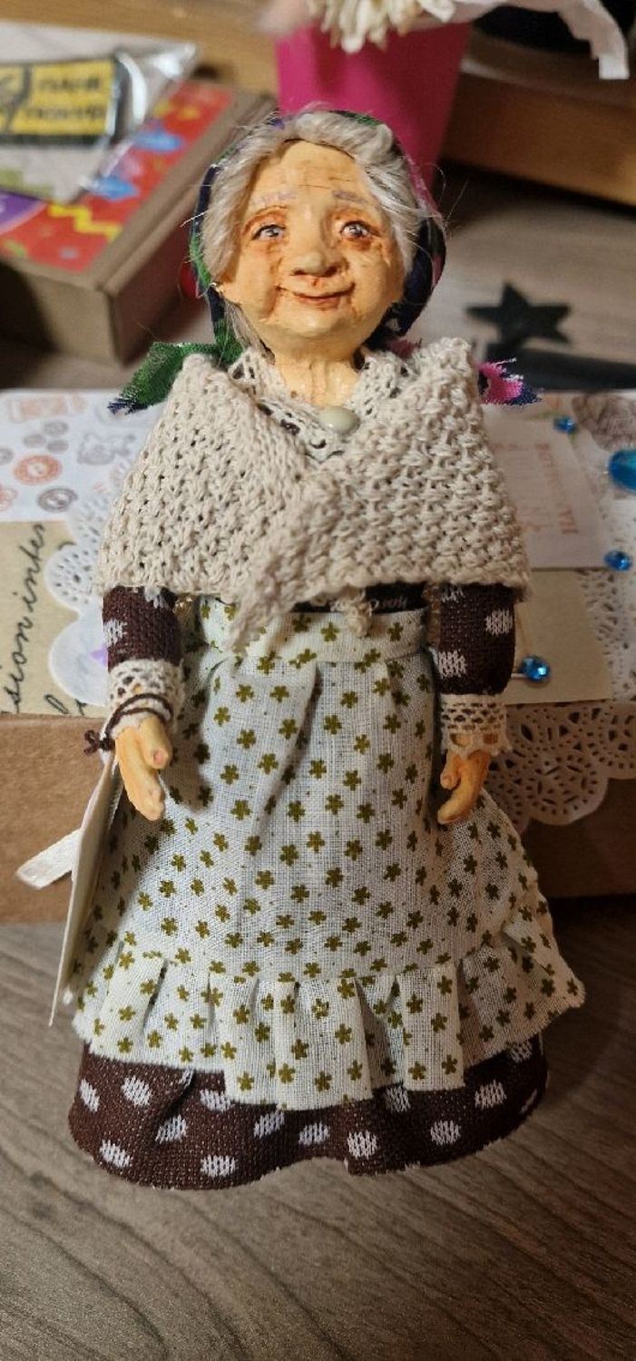 Photo №3 к отзыву покупателя Lika о товаре Интерьерная кукла Бабушка. Кукла в коллекцию, подарок