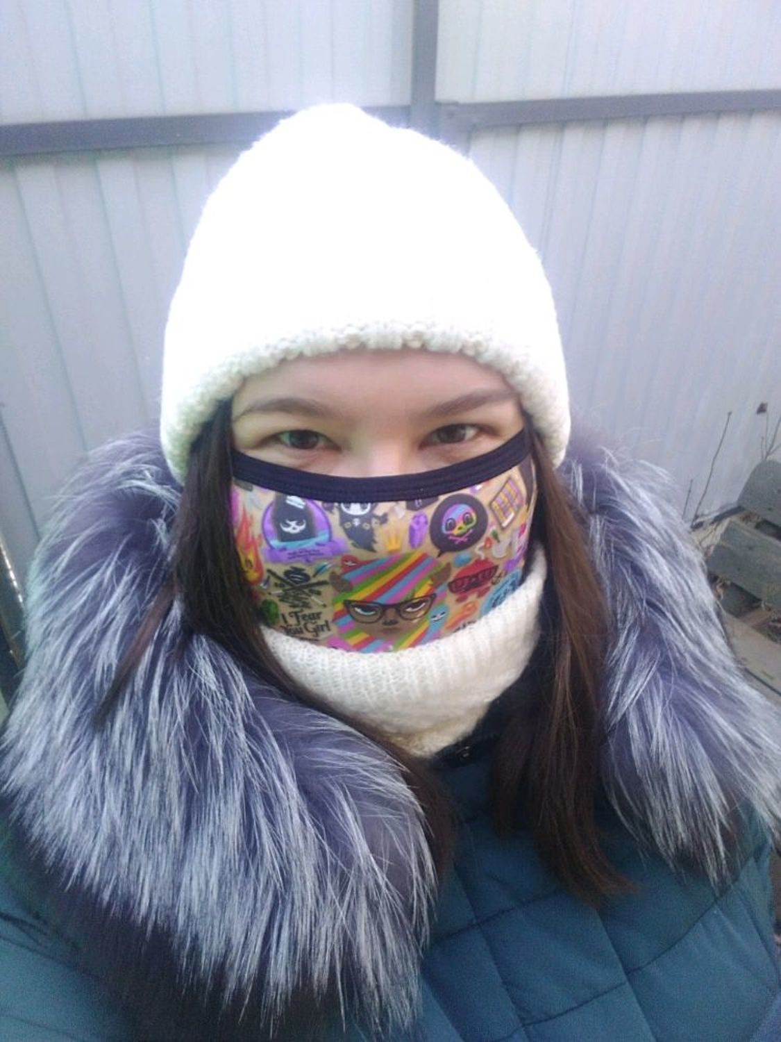 Photo №1 к отзыву покупателя Polyashka о товаре Защитная маска с принтом
