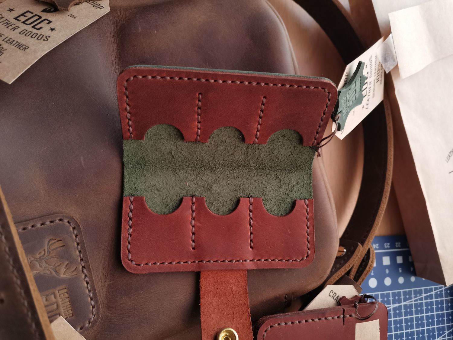 Фото №5 к отзыву покупателя Oleg Vedernikov о товаре Сумка через плечо: Сумка Crossbody и еще 3 товара