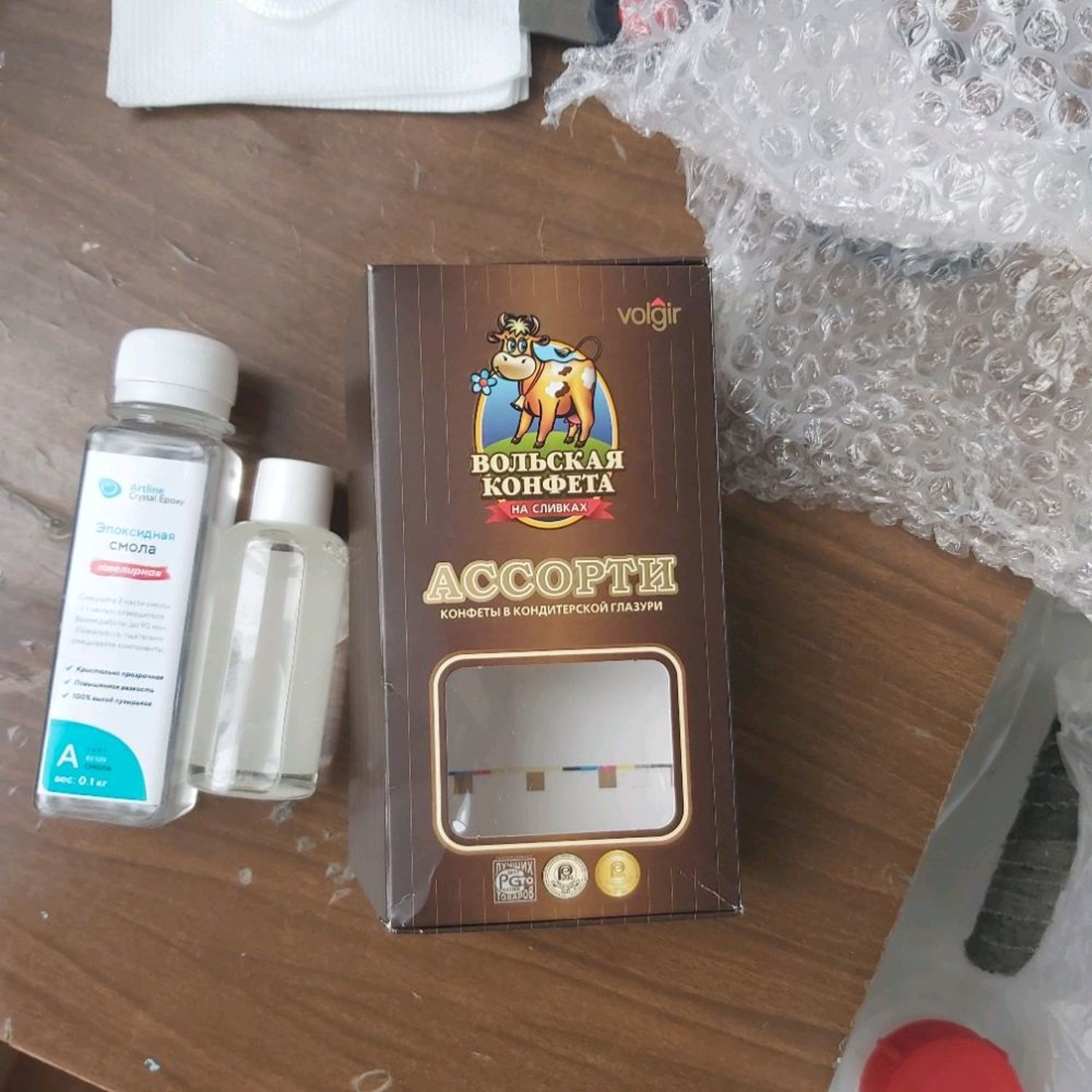 Фото №1 к отзыву покупателя Евгения о товаре Эпоксидная смола Artline Crystal Epoxy 150 гр