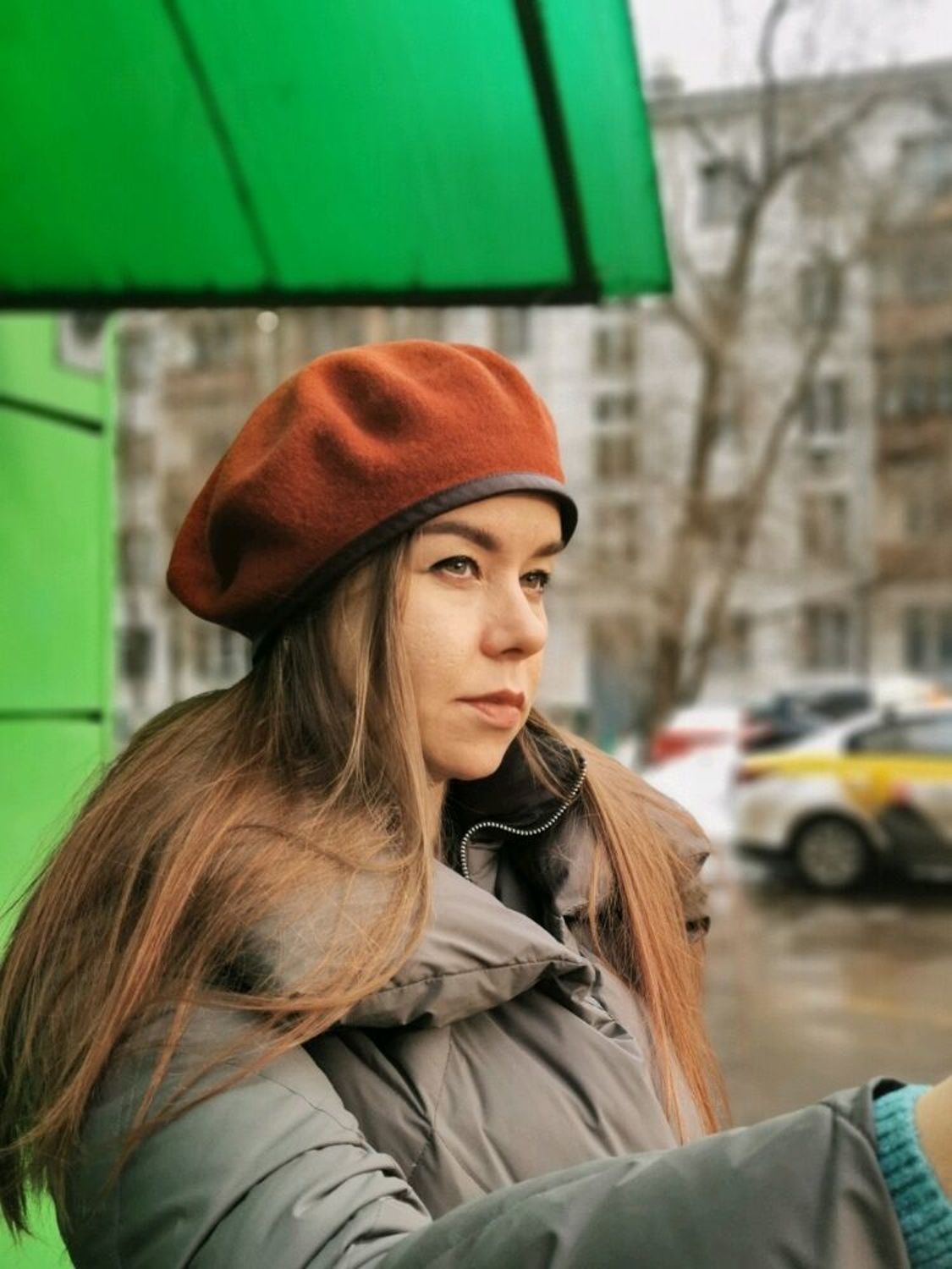 Фото №2 к отзыву покупателя Анастасия о товаре Берет из шерсти с кожаным кантом и еще 1 товар