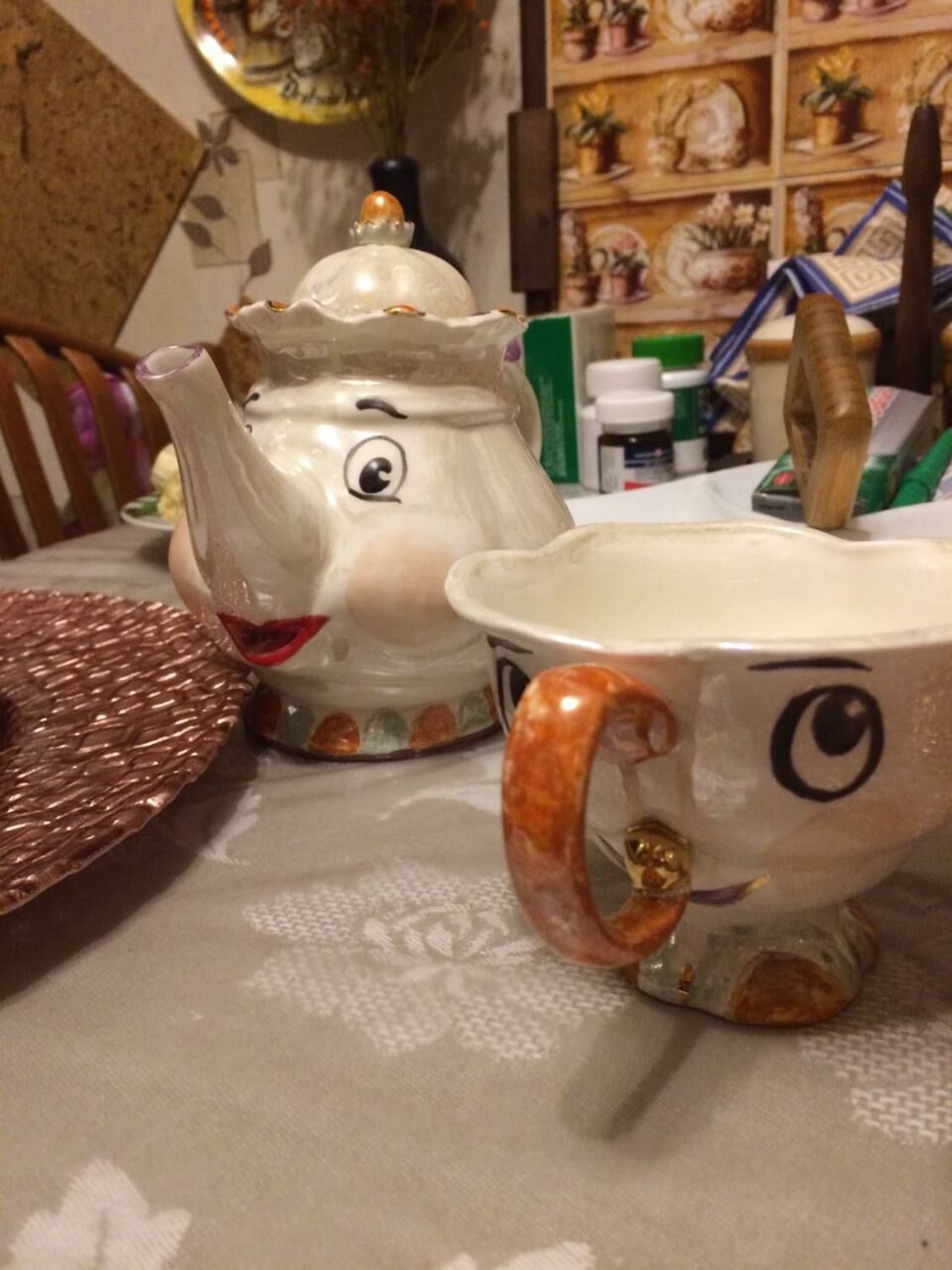 Photo №1 к отзыву покупателя Yuliya о товаре "Миссис Поттс и Чип" .Чайник и чашка