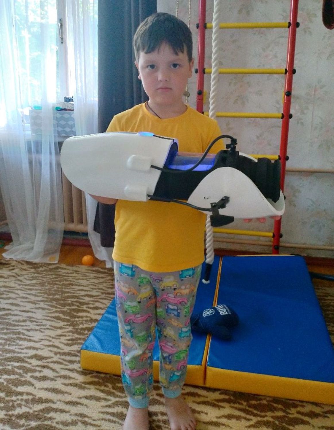 Фото №1 к отзыву покупателя Сплюшки Мобили о товаре Пушка из игры Портал Portal gun