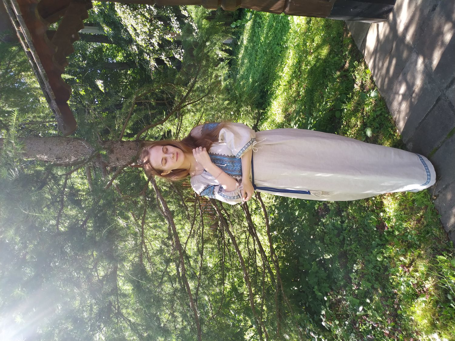 Photo №1 к отзыву покупателя Sofiya о товаре Славянская рубаха женская (серый лен с голубым)