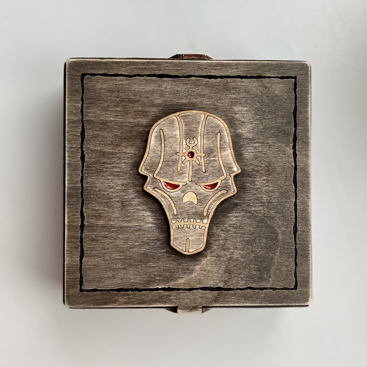 Фото №2 к отзыву покупателя Валентина Белошицкая о товаре Дайс трей (Dice tray) для бросков кубиков ДнД DnD с крышкой