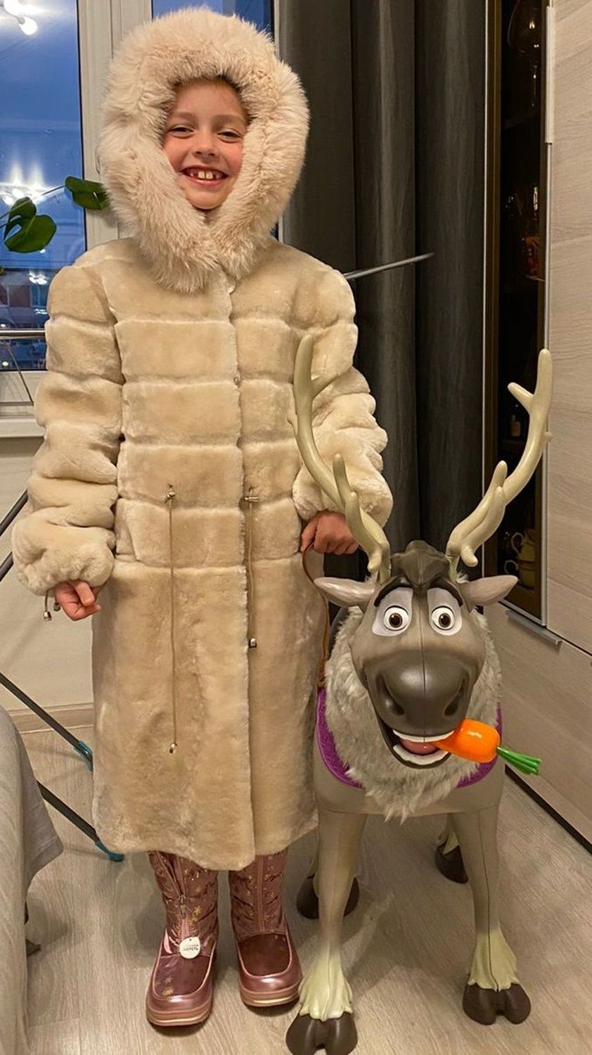 Photo №1 к отзыву покупателя Elena о товаре Мутоновая шуба с поперечными полосками "Якутянка"