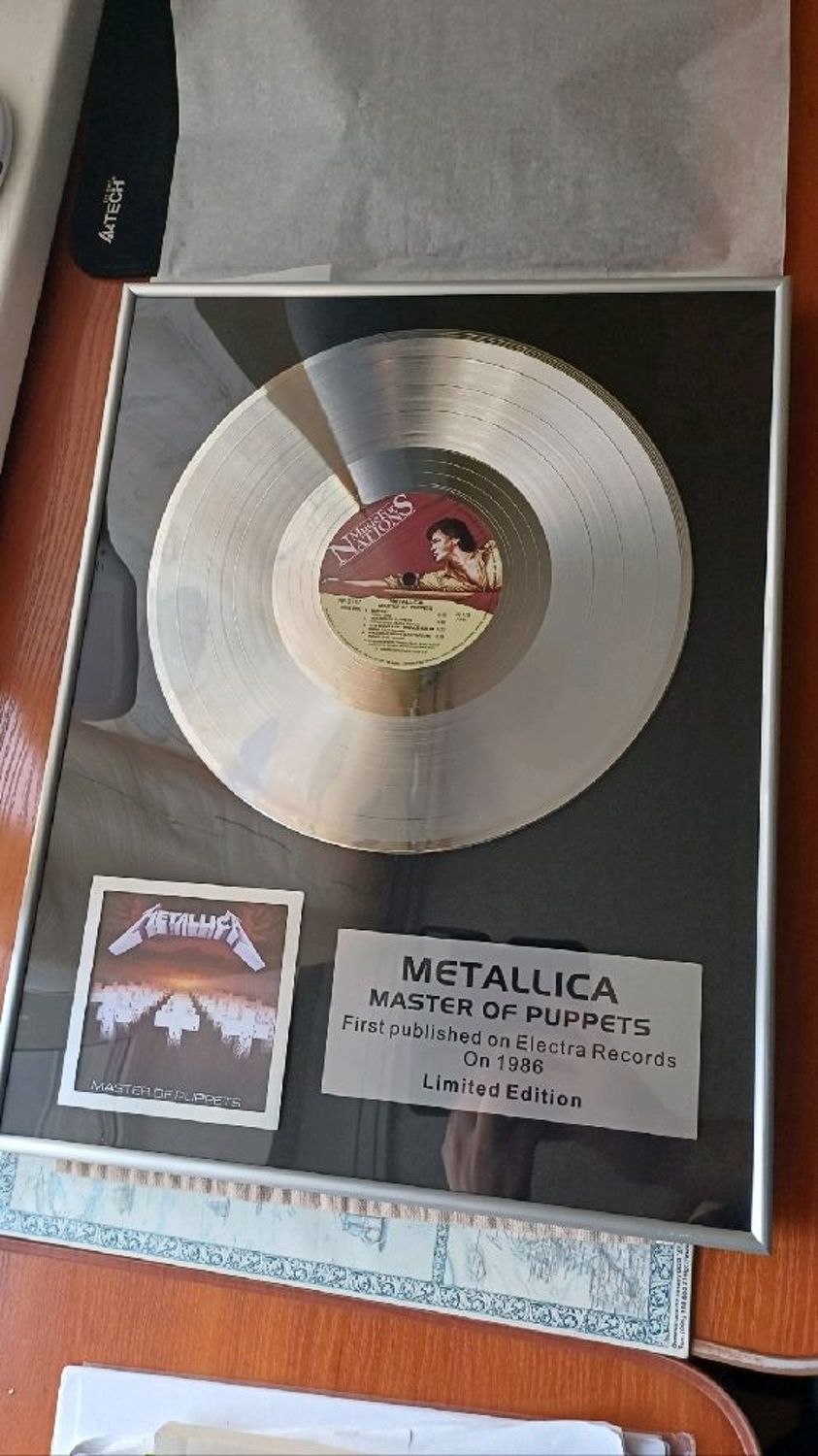 Фото №1 к отзыву покупателя Роман Бунос о товаре Платиновый диск: Metallica