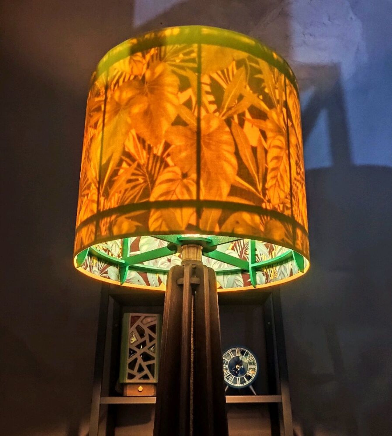 Фото №2 к отзыву покупателя designlamps о товаре Вискоза Валентино с тропическими листьями