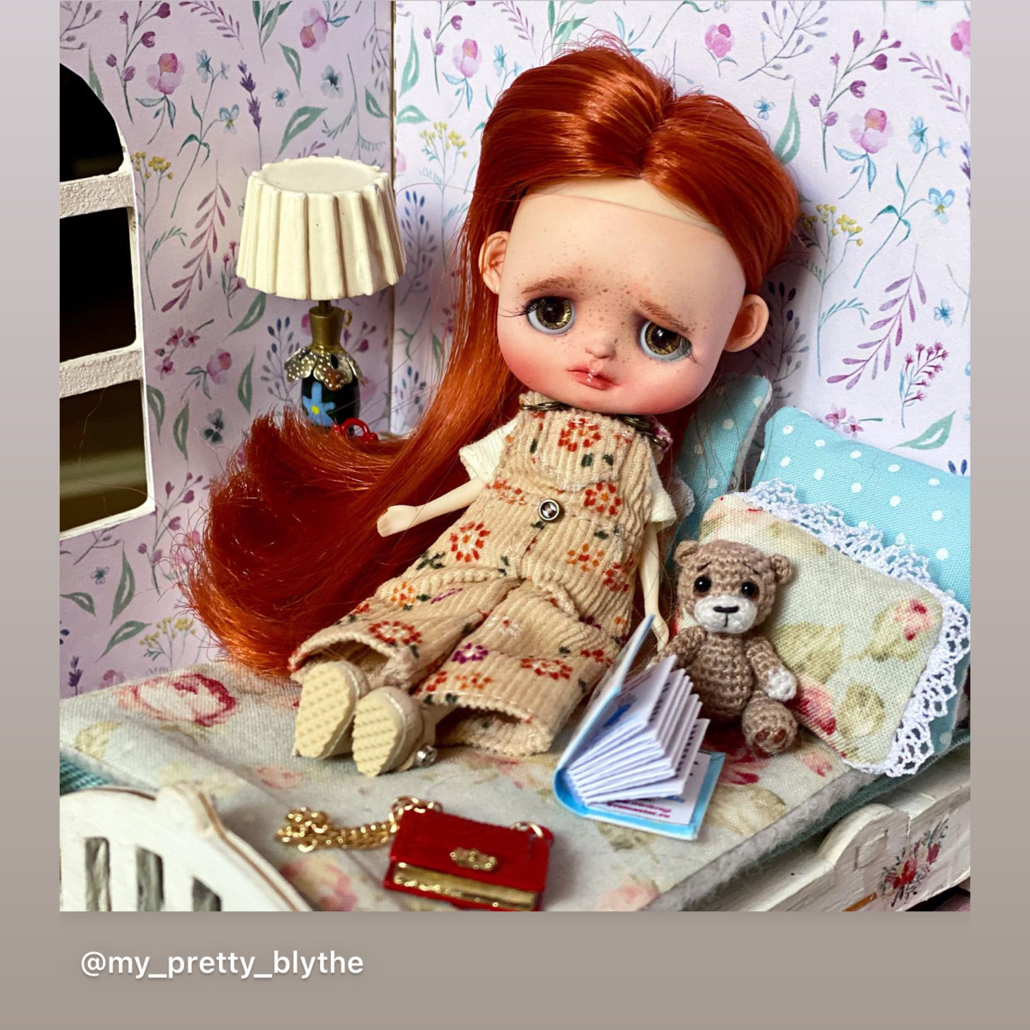 Фото №1 к отзыву покупателя My pretty Blythe о товаре Алиса в Стране чудес - миникниги и еще 4 товара