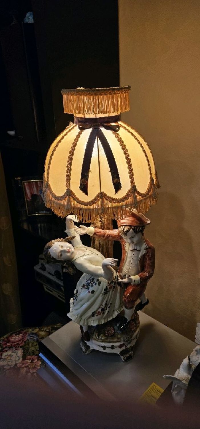 Фото №2 к отзыву покупателя Константин о товаре Сюжетная Настольная Лампа Керамика, Винтаж, Европа.