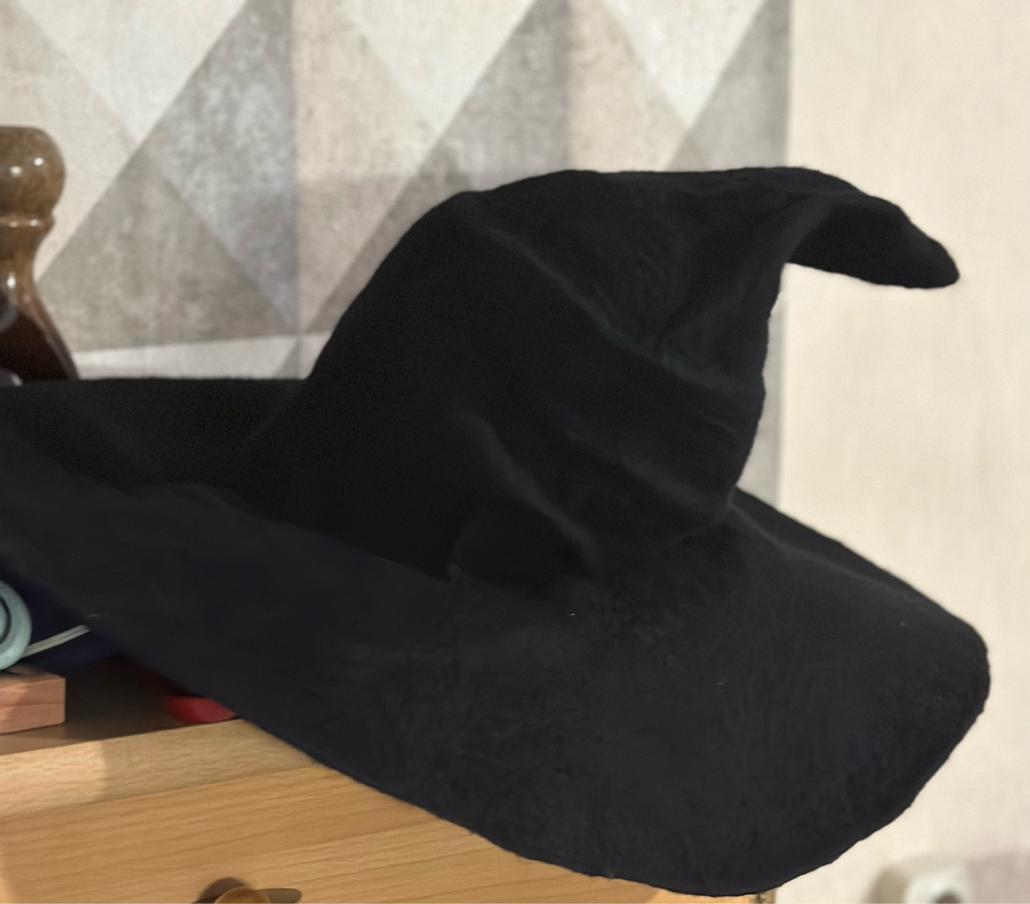 Фото №1 к отзыву покупателя Алёна Лесная о товаре Шляпа для ведьмы, колдовская шляпа Ритуальная шляпа