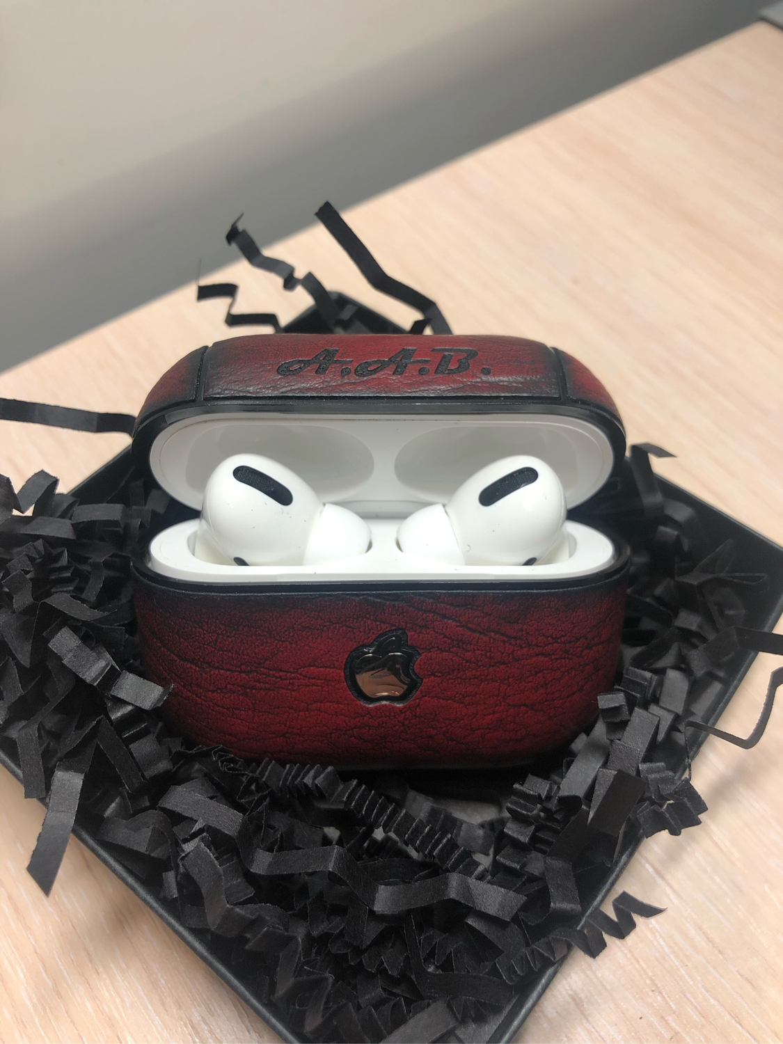 Фото №3 к отзыву покупателя Александр о товаре Чехол для Airpods Pro