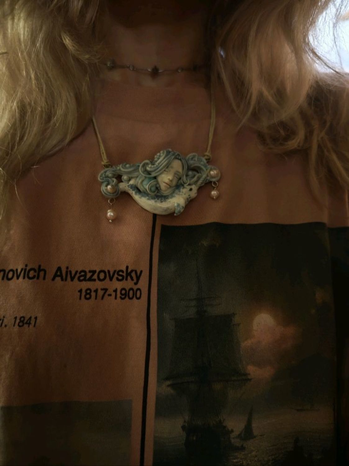 Photo №2 к отзыву покупателя angicraft о товаре Колье с жемчугом, ручная работа, Богиня ,Кит, Нарвал