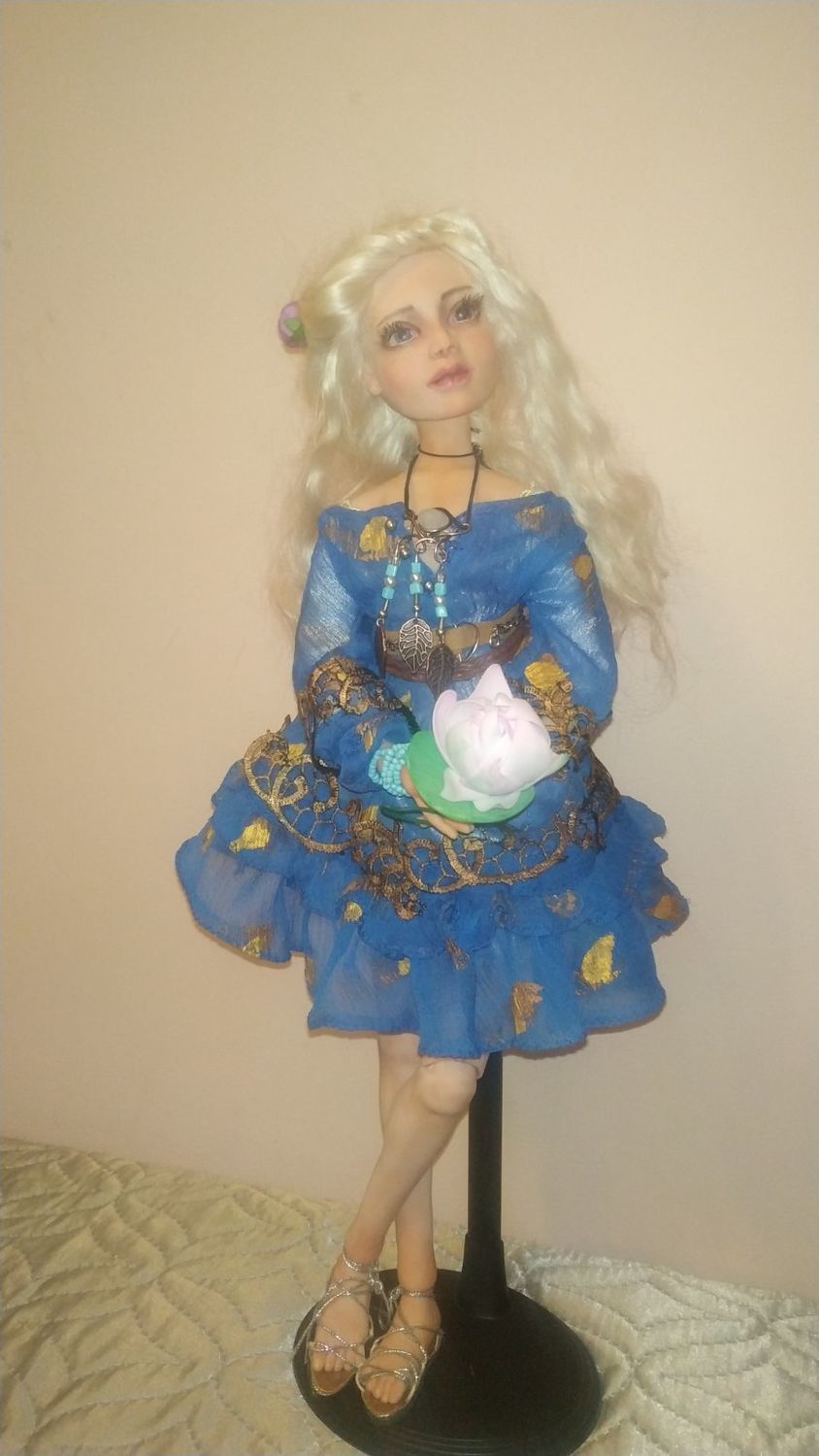 Фото №3 к отзыву покупателя Светлана о товаре Кукла интерьерная полушарнирная