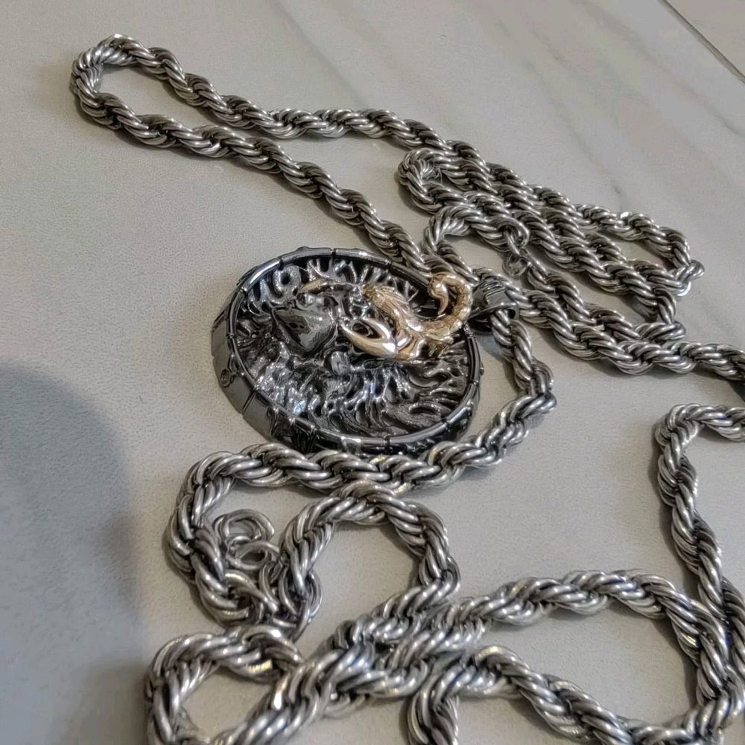 Photo №1 к отзыву покупателя Snegirev Daniil о товаре Кулон «Скорпион» из серебра