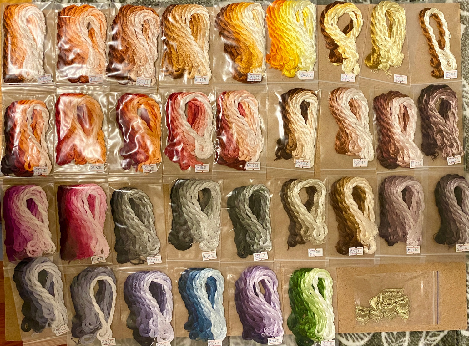 Фото №1 к отзыву покупателя IRINA_EMBROIDERY_ о товаре Шёлк 100% для вышивки и еще 32 товара