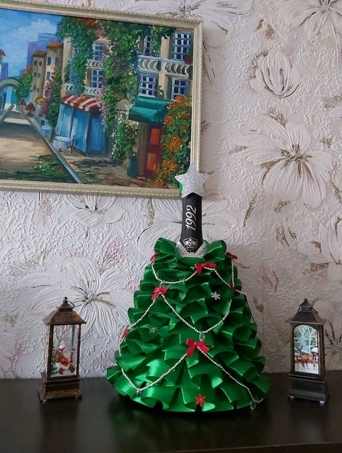 Фото №3 к отзыву покупателя Марина о товаре Новогодняя елка - чехол на бутылку шампанского и еще 1 товар